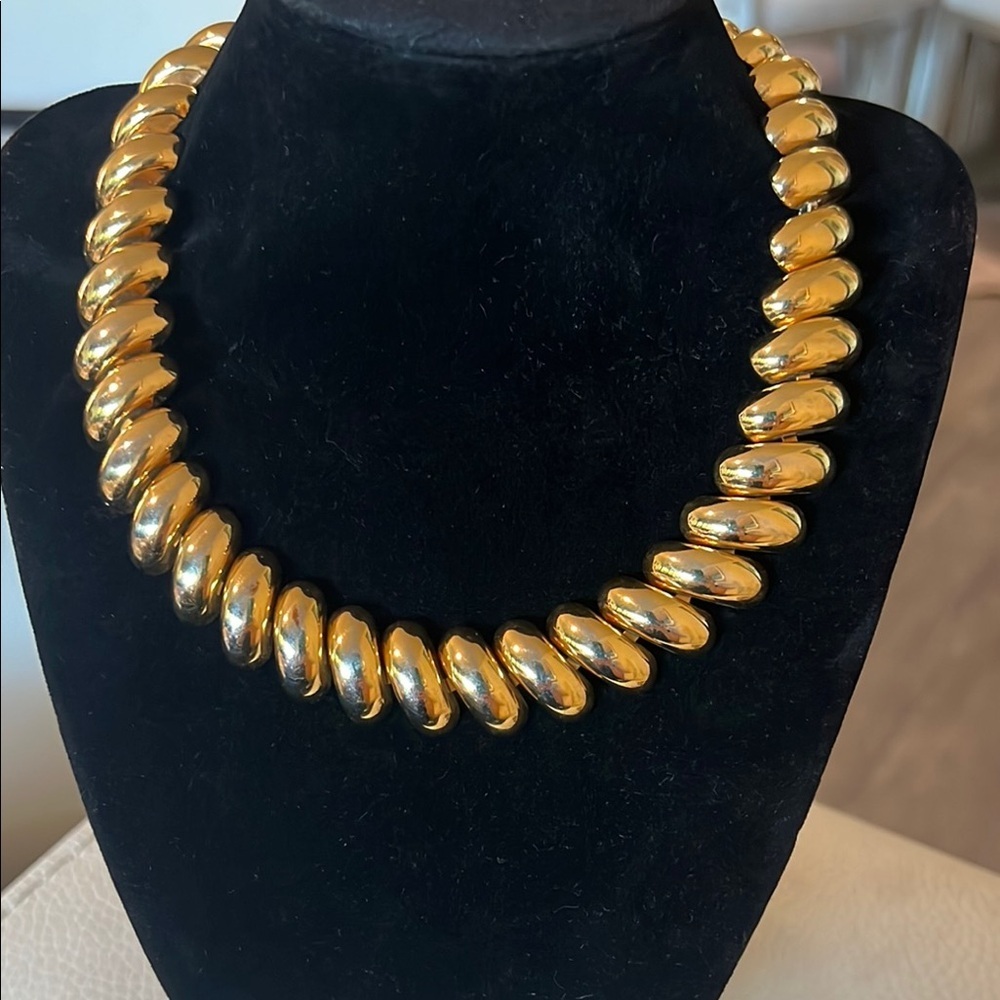 Elegant Gold Tone Napier Necklace